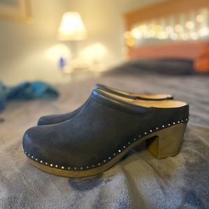 Dansko Sammy Clogs